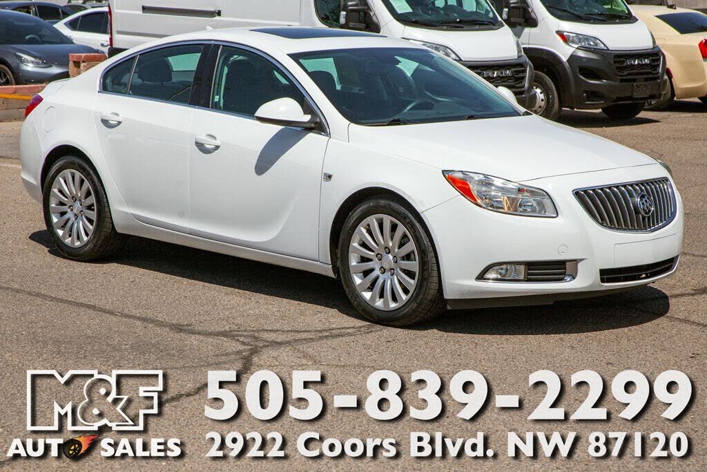 2011 BUICK Regal