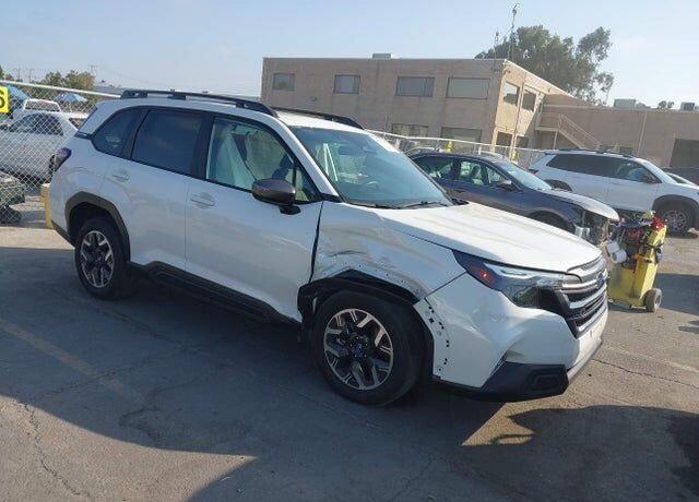 2025 SUBARU Forester