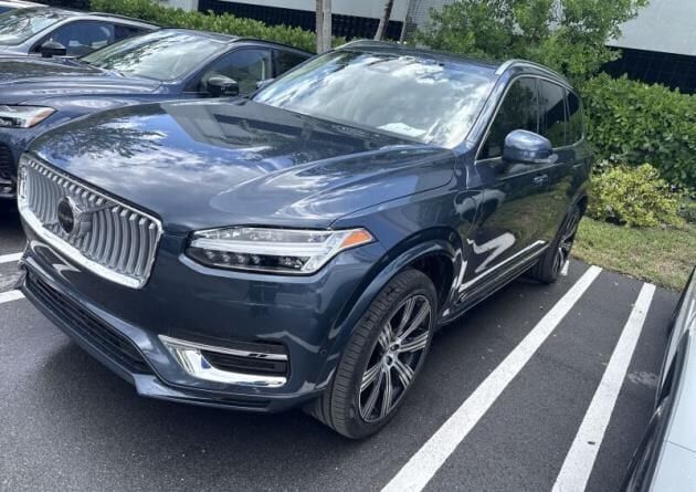 2025 VOLVO XC90