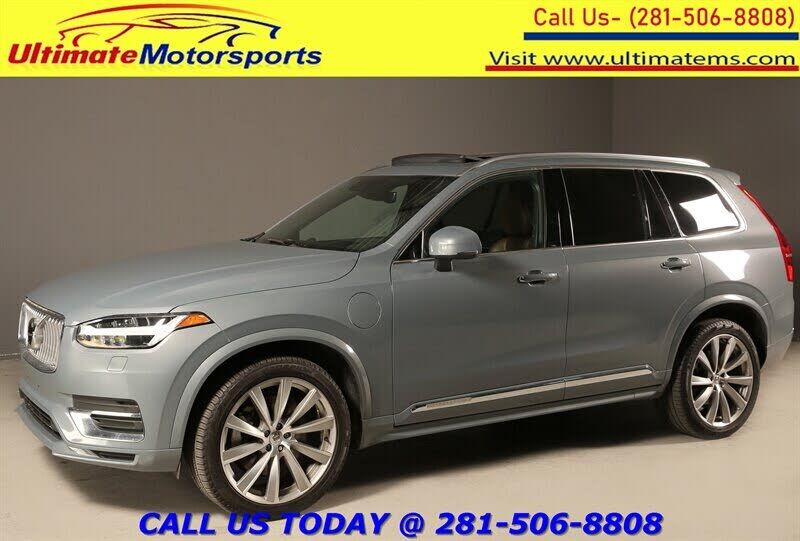 2021 VOLVO XC90