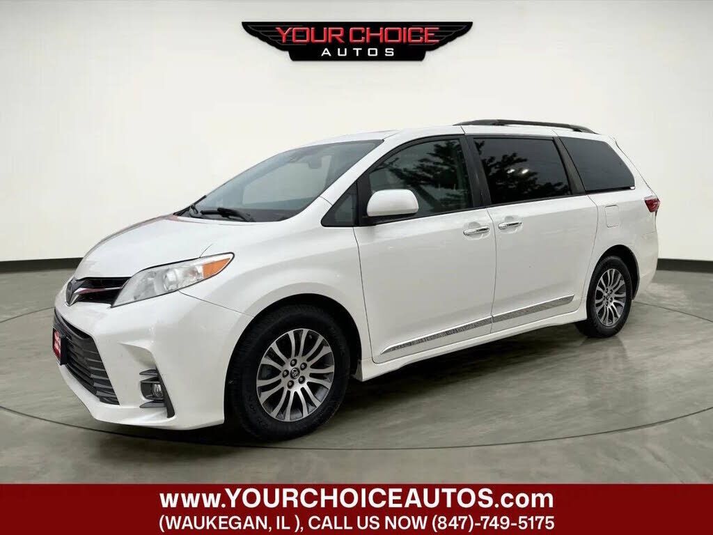 2018 TOYOTA Sienna