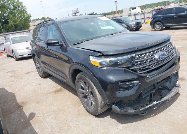 2023 FORD Explorer