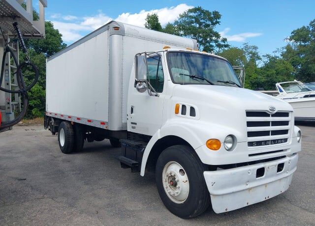 2001 STERLING TRUCK M7500 Acterra