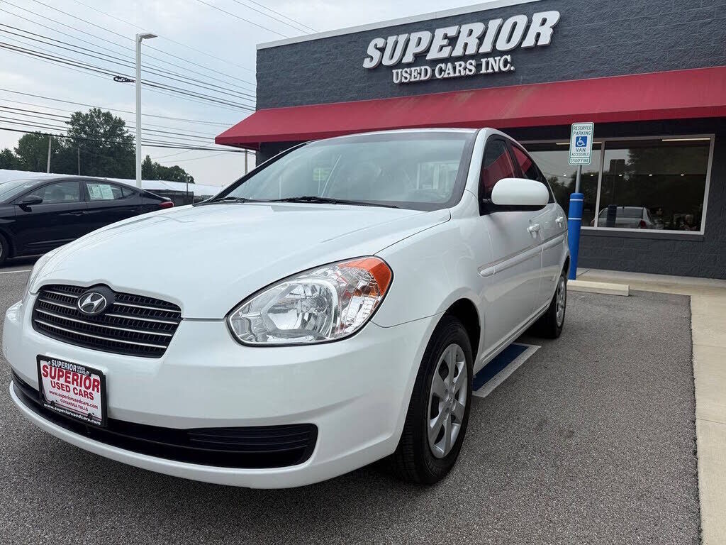2010 HYUNDAI Accent
