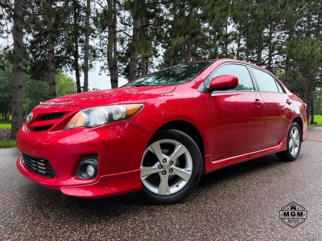 2013 TOYOTA Corolla