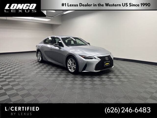 2022 LEXUS IS