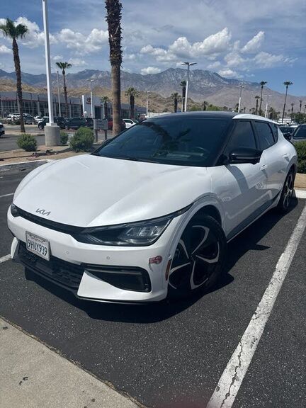 2023 KIA EV6