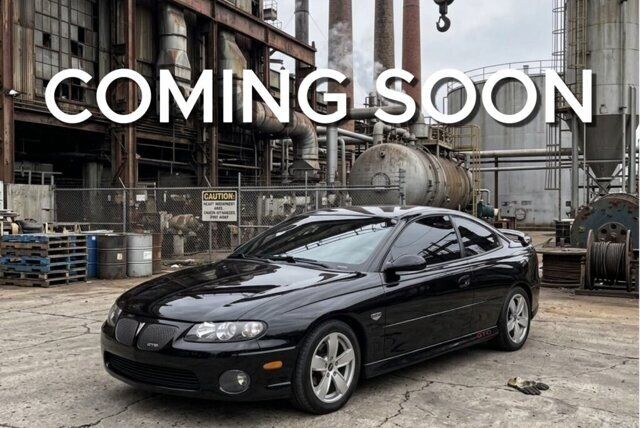 2004 PONTIAC GTO