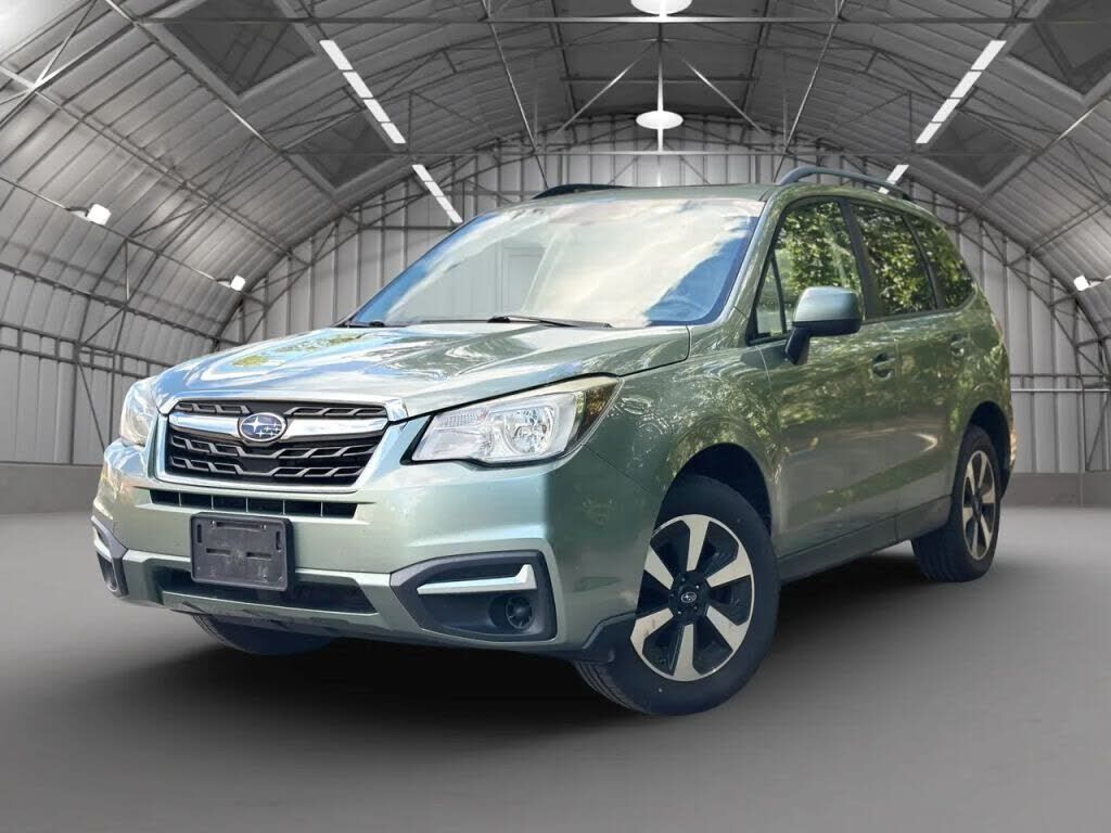 2017 SUBARU Forester