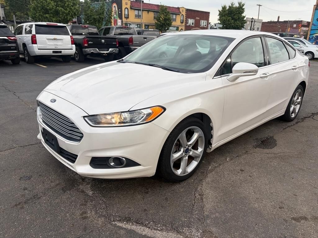 2016 FORD Fusion