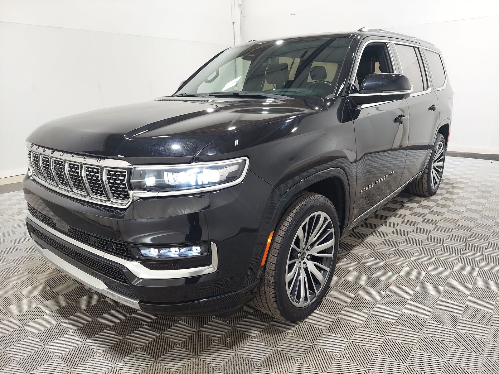 2022 JEEP Grand Wagoneer