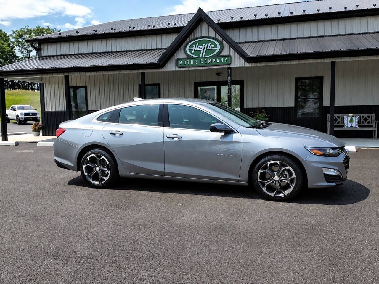 2023 CHEVROLET Malibu