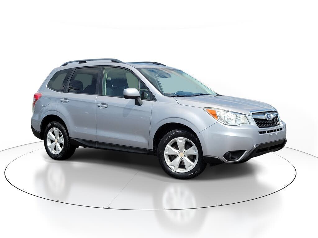 2016 SUBARU Forester