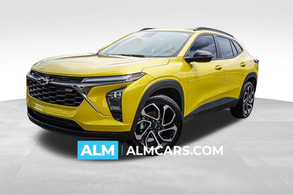 2025 CHEVROLET Trax