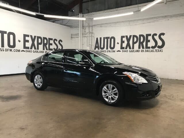 2010 NISSAN Altima