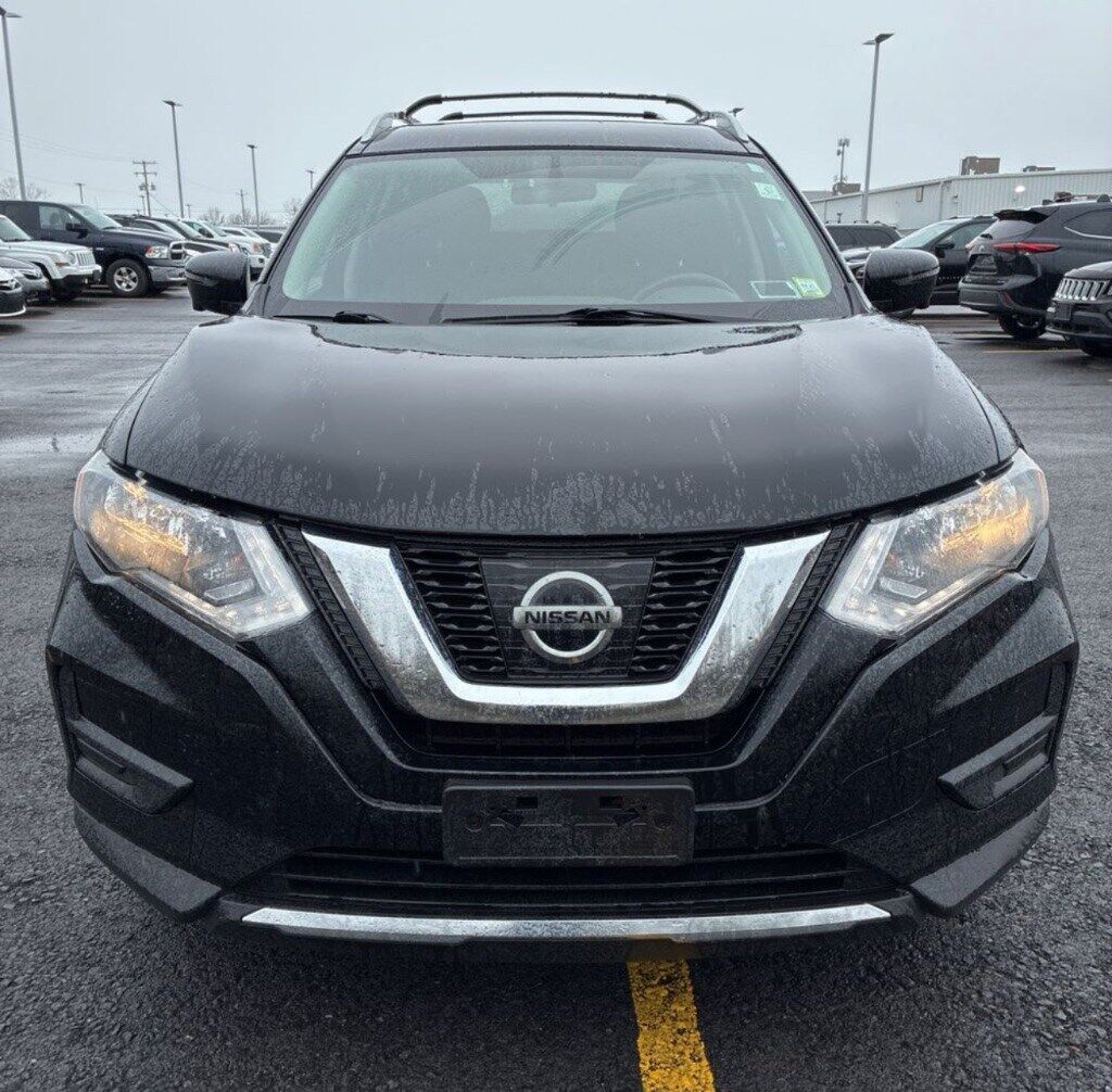 2017 NISSAN Rogue
