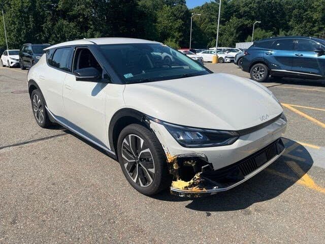 2023 KIA EV6