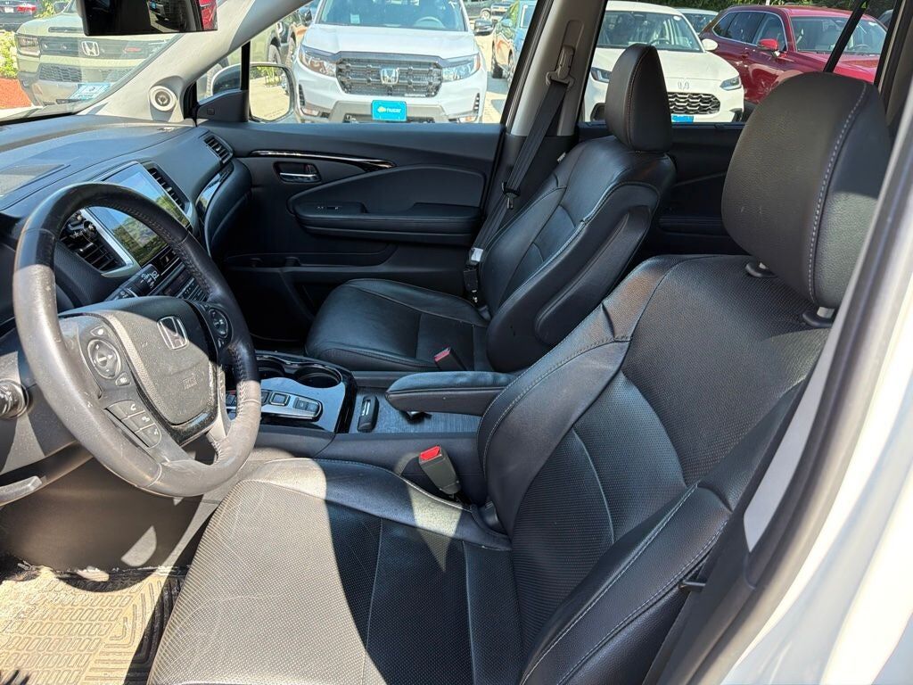 2017 HONDA Pilot