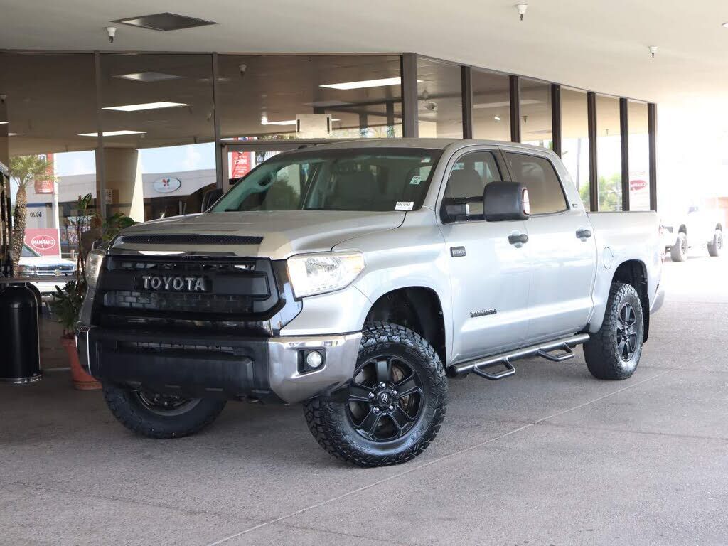 2015 TOYOTA Tundra