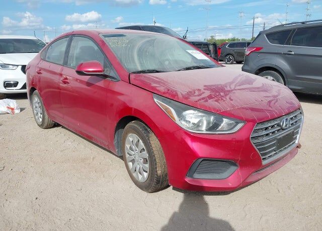 2022 HYUNDAI Accent