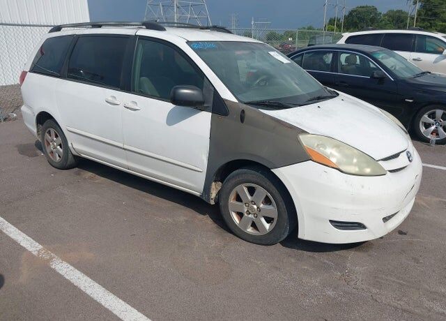 2006 TOYOTA Sienna