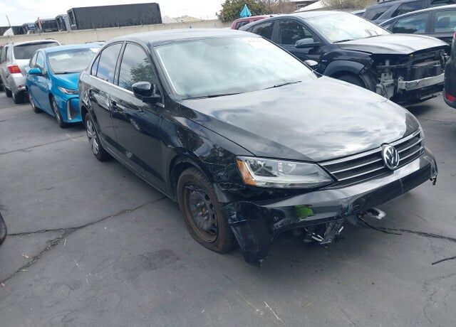 2017 VOLKSWAGEN Jetta