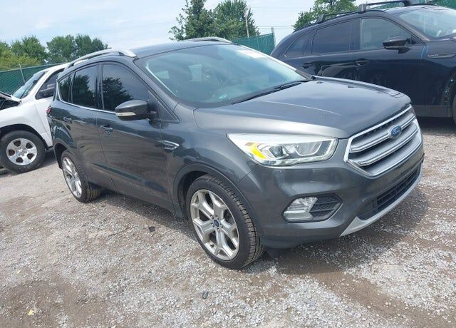 2017 FORD Escape