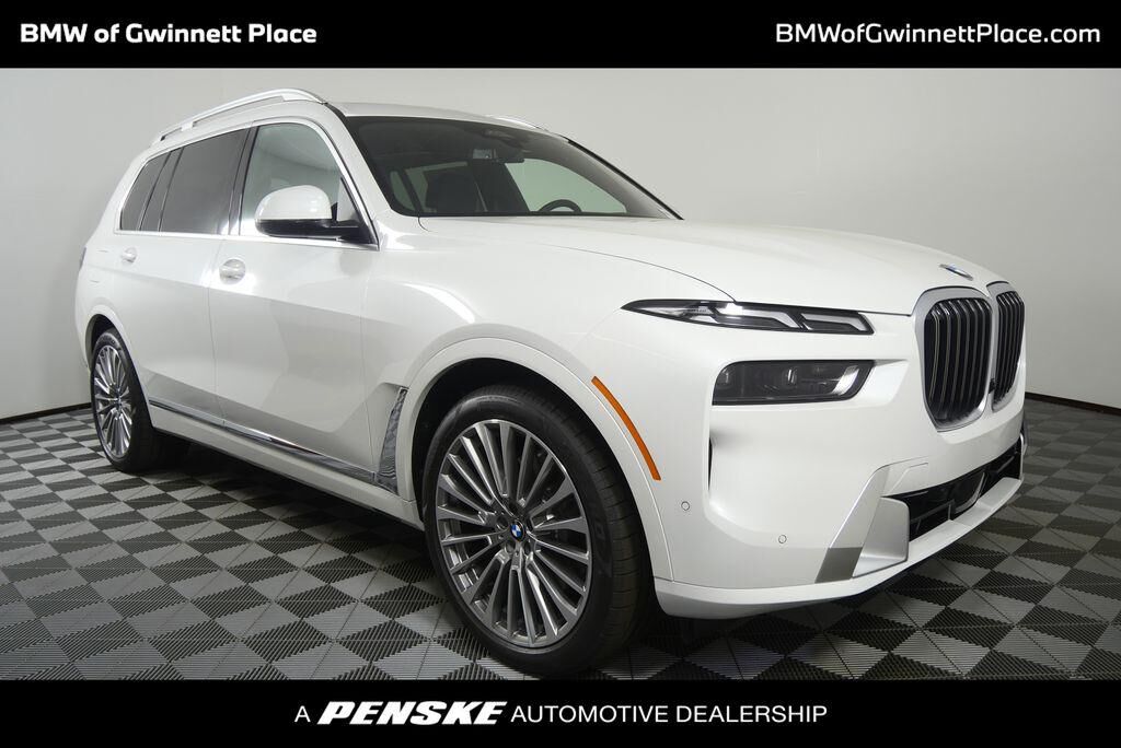 2027 BMW X7
