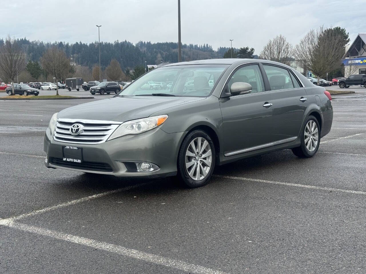 2011 TOYOTA Avalon