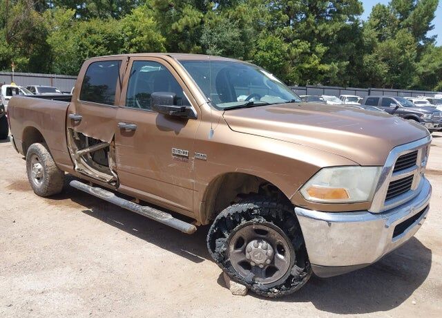 2011 DODGE Ram