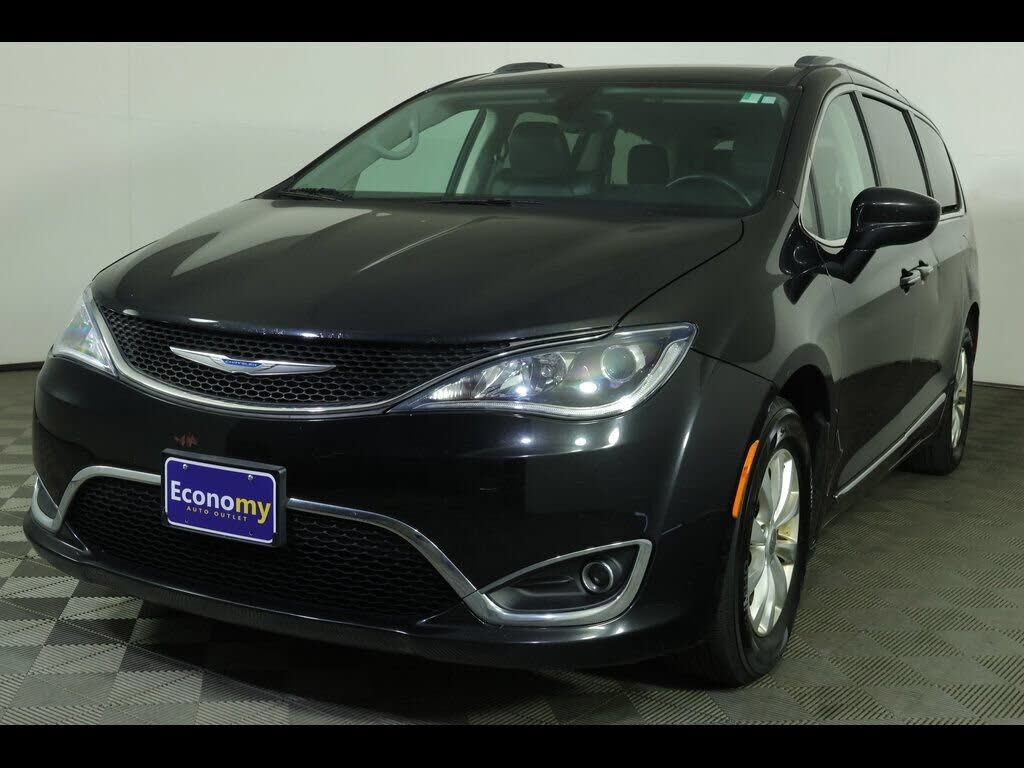2018 CHRYSLER Pacifica
