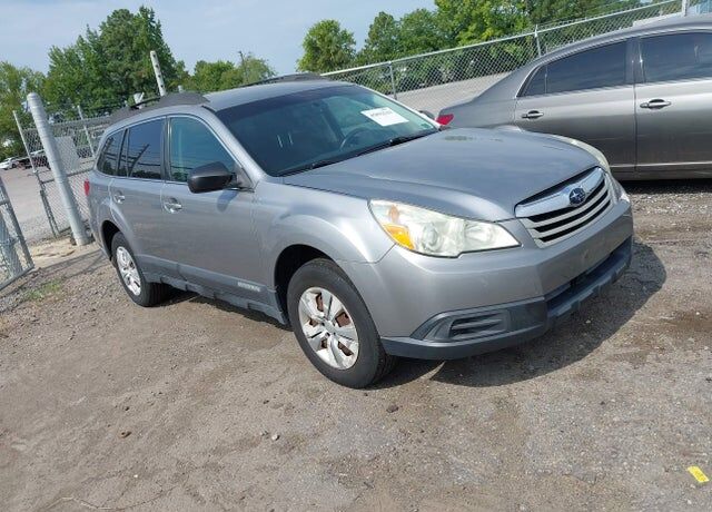 2011 SUBARU Outback