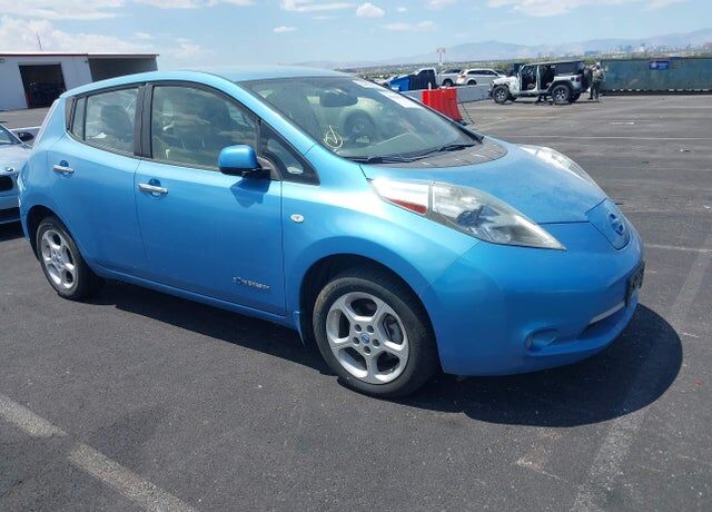 2012 NISSAN Leaf