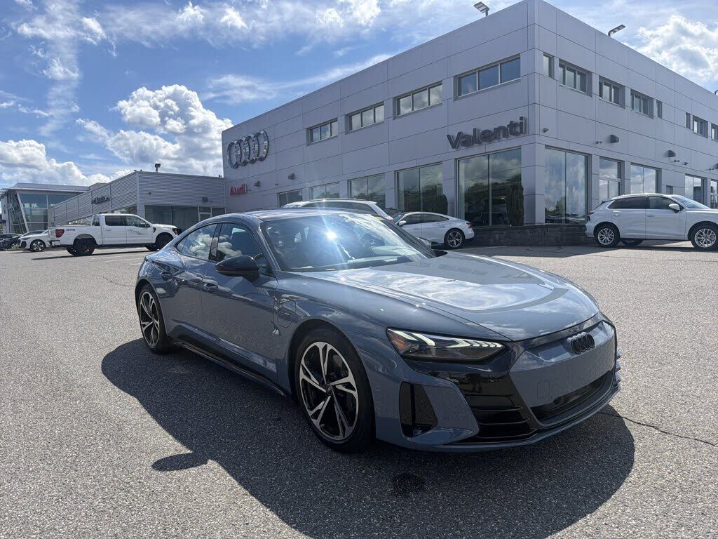 2023 AUDI e-tron GT
