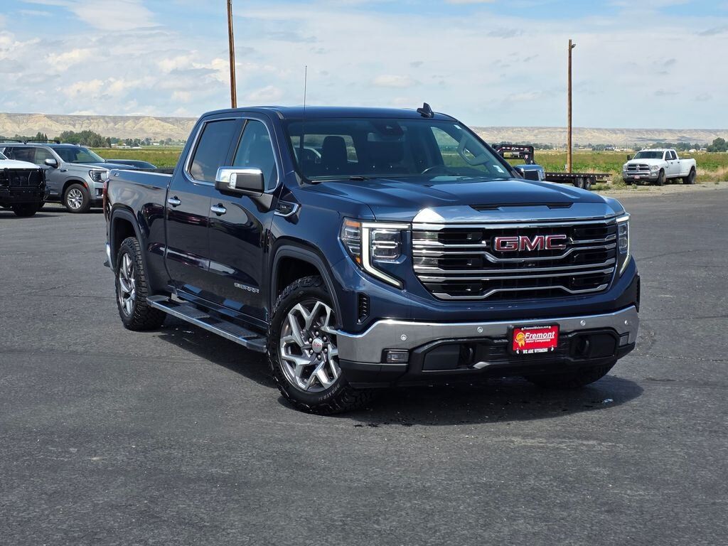 2023 GMC Sierra