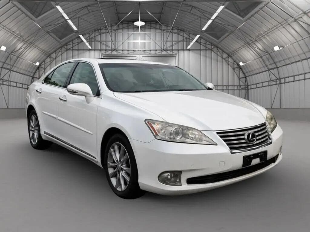 2011 LEXUS ES