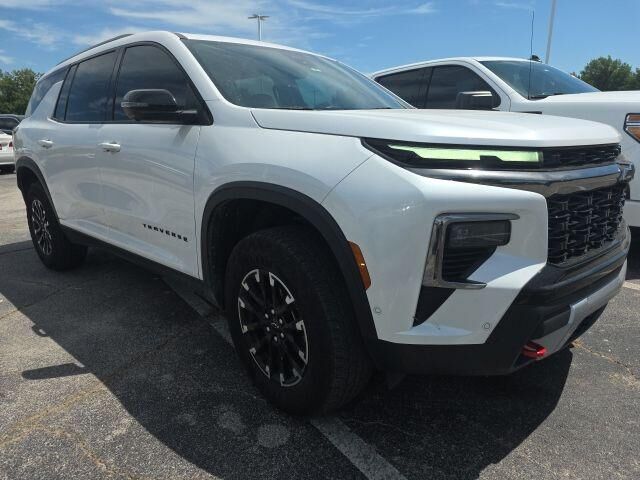 2024 CHEVROLET Traverse