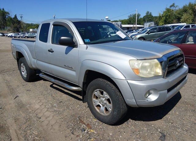 2005 TOYOTA Tacoma