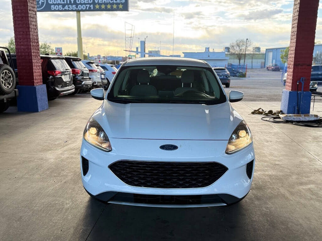 2020 FORD Escape