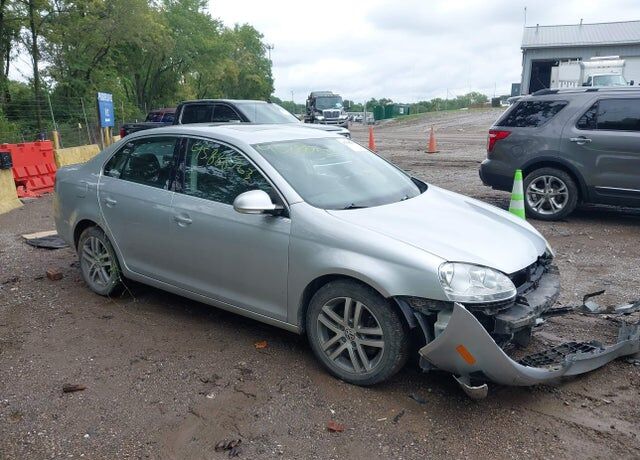 2005 VOLKSWAGEN Jetta