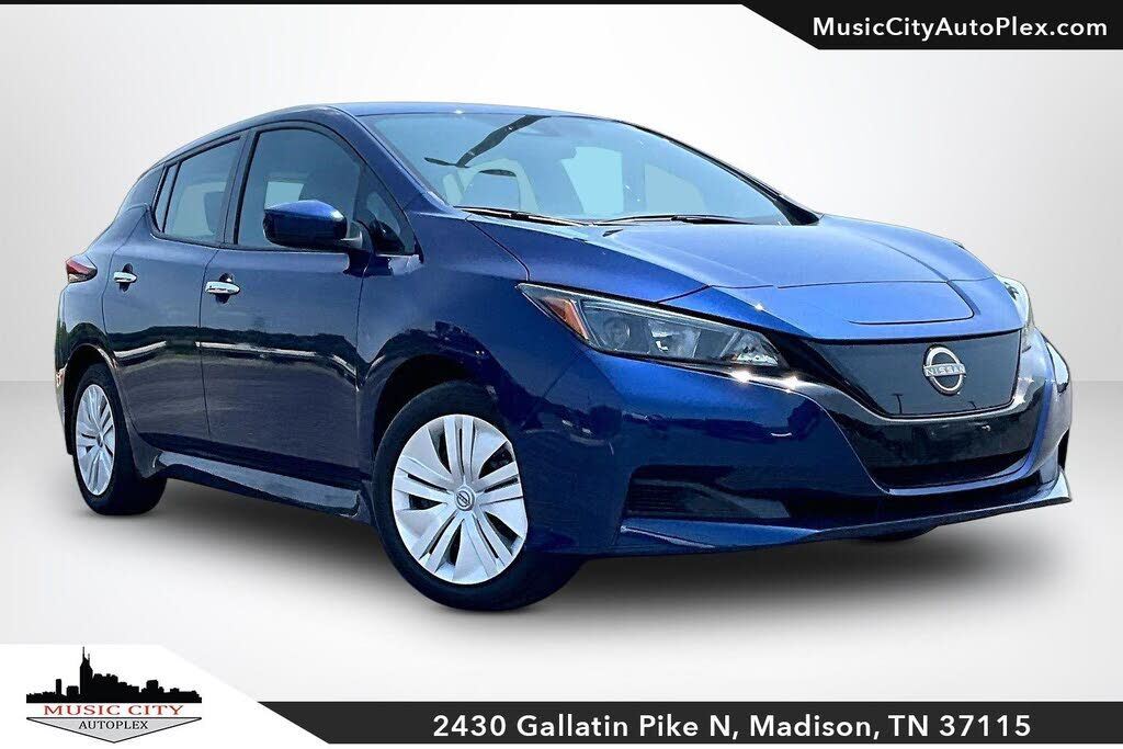 2025 NISSAN Leaf