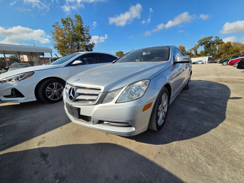 2012 MERCEDES-BENZ E-Class