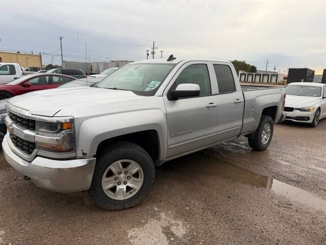 2018 CHEVROLET Silverado