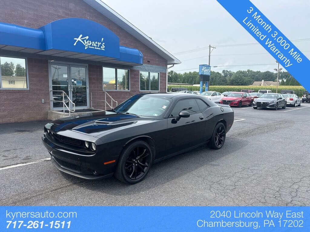 2017 DODGE Challenger