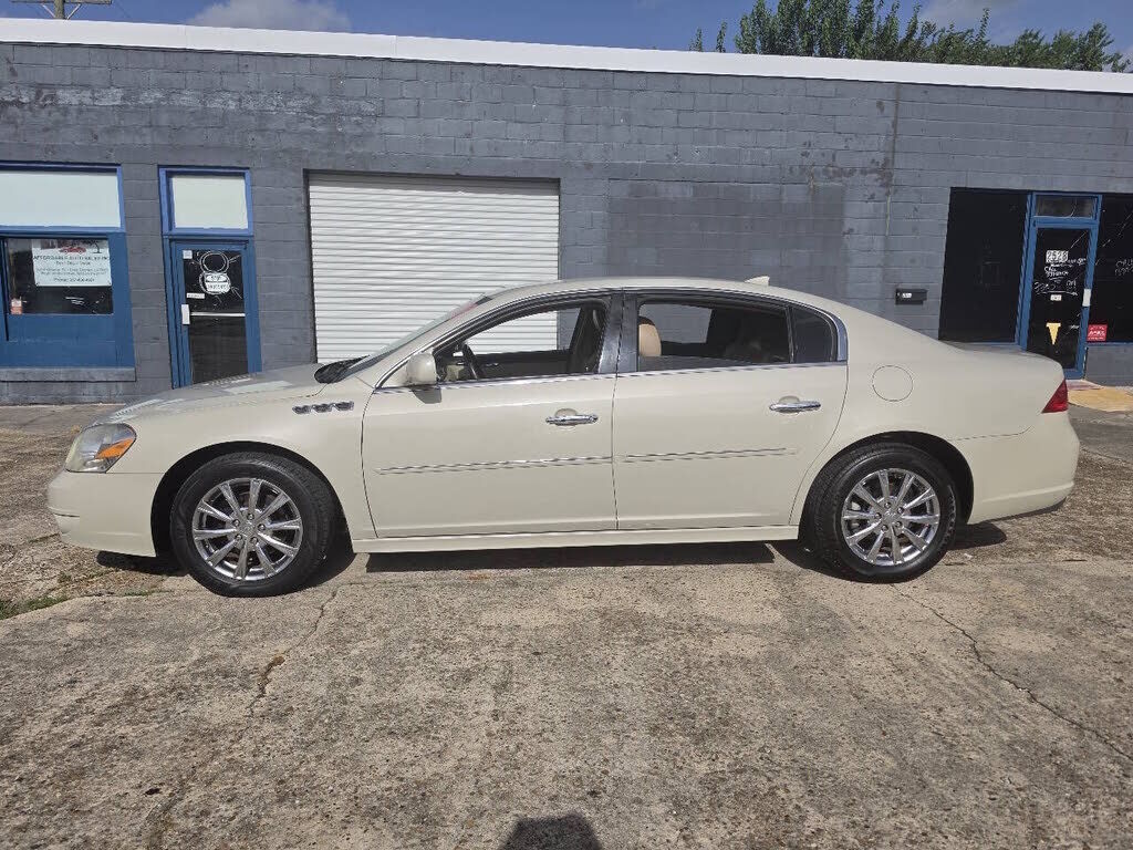 2011 BUICK Lucerne