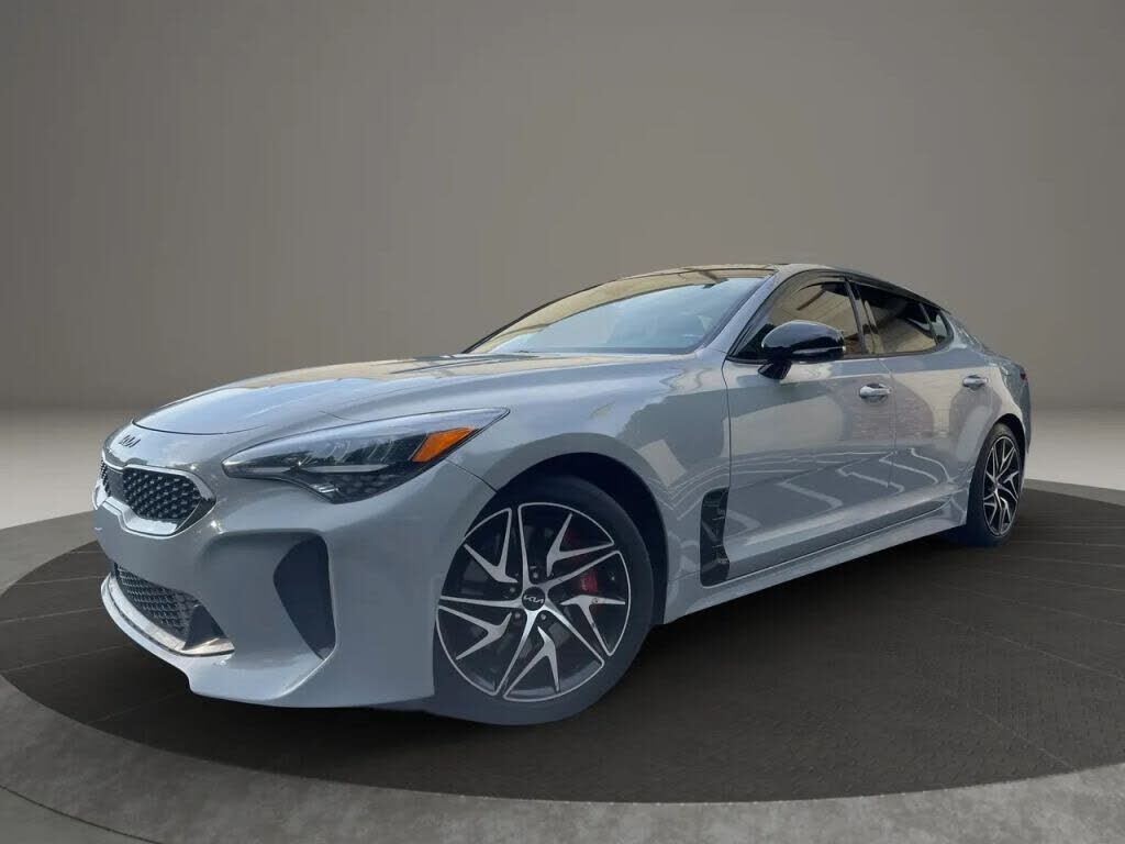 2023 KIA Stinger