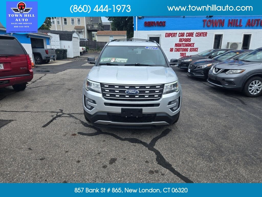 2017 FORD Explorer