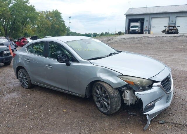 2018 MAZDA Mazda3