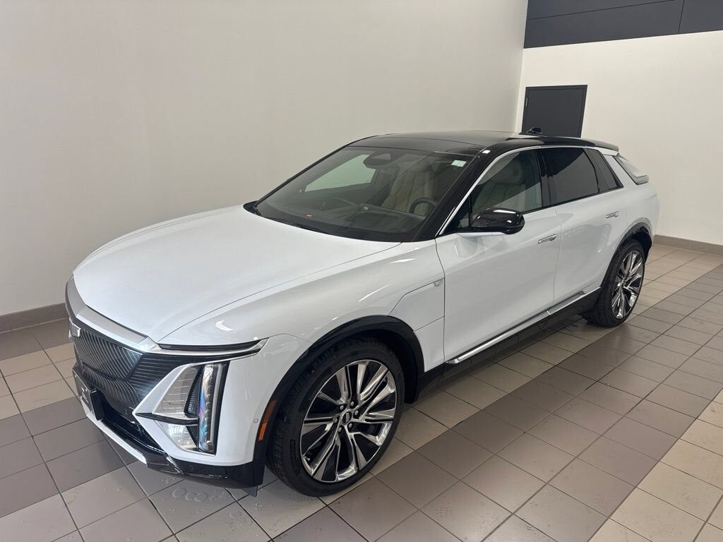 2026 CADILLAC Lyriq