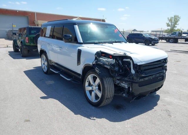 2023 LAND ROVER Defender